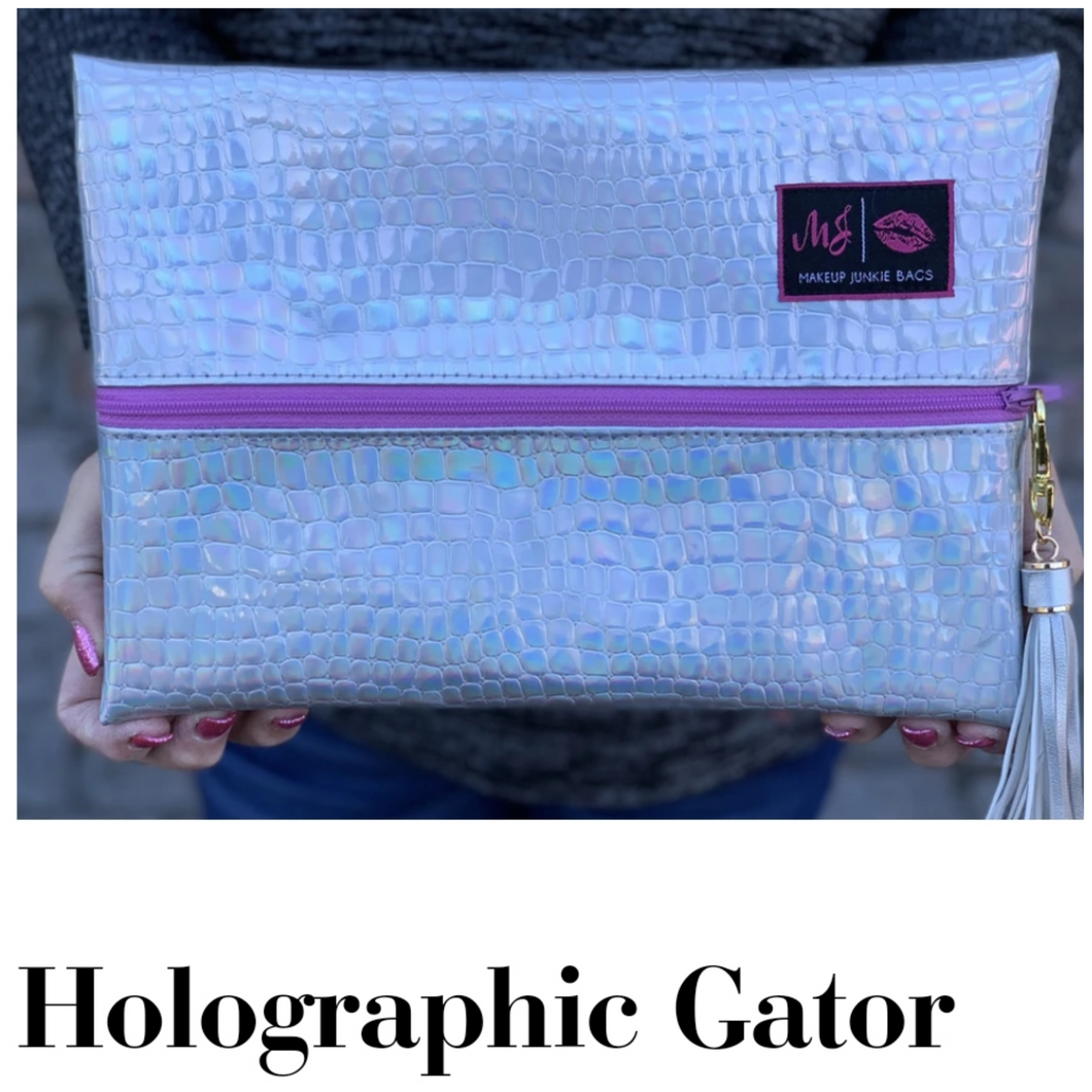 LARGE 9.5 X 13 HOLOGRAPHIC GATOR